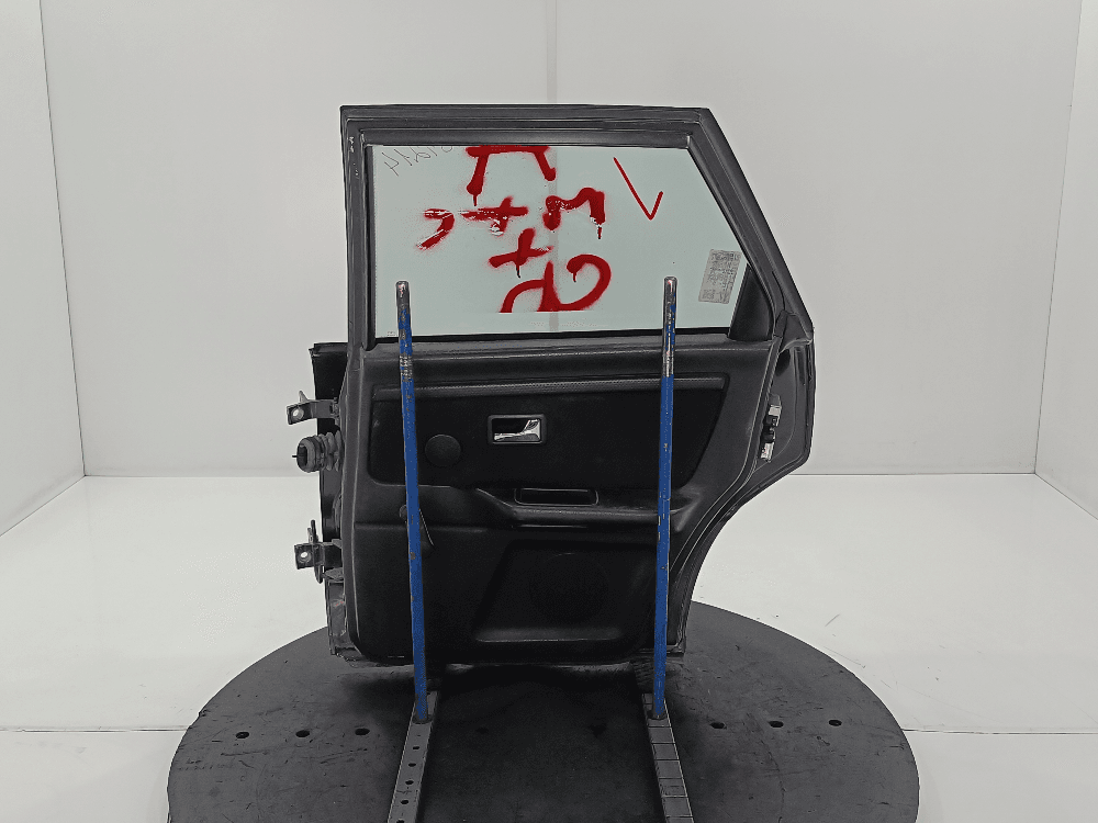 Дверь задняя правая к Audi 80 B4 (91-96)