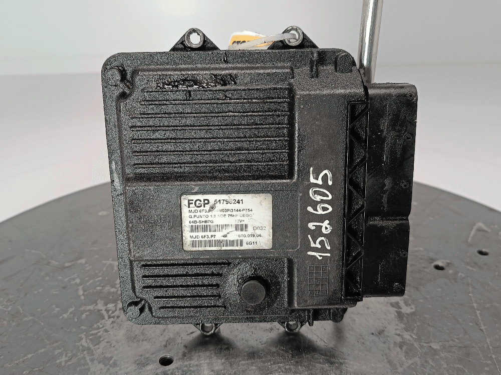 Блок управления двигателем к Fiat Punto 3 (05-12)