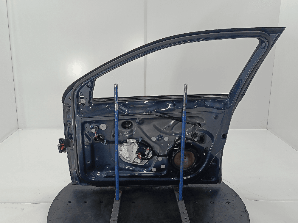 Дверь передняя правая к Volkswagen Golf 6 (08-15)