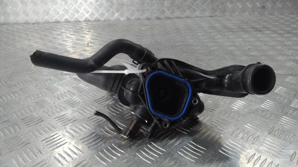 Корпус термостата к Mini Cooper R56 (06-10)