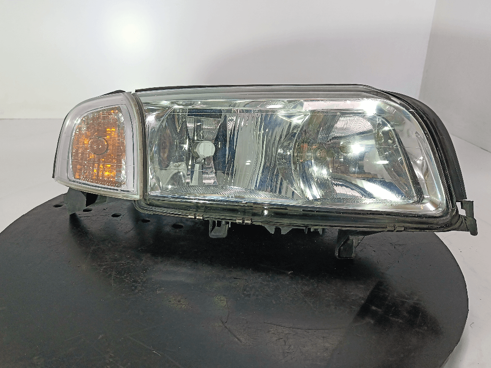 Фара правая к Volvo S80 1 (98-06)