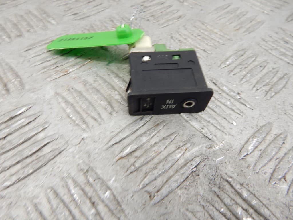 Разъем AUX / USB к BMW X6 E71/E72 (08-12)