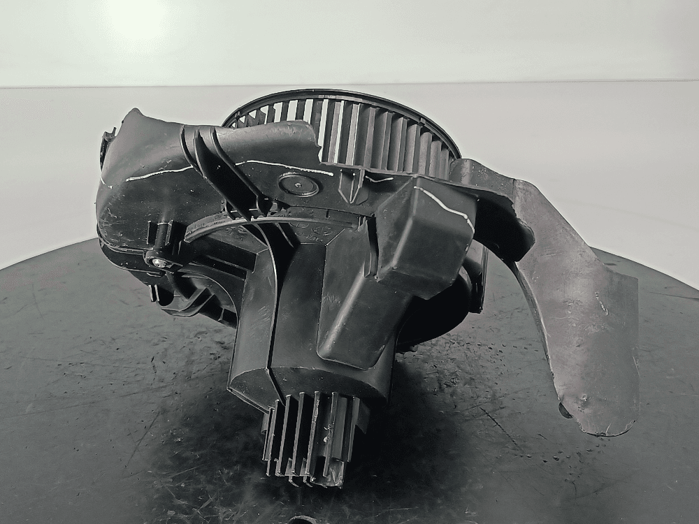 Моторчик печки к Opel Zafira B Рестайлинг (08-12)