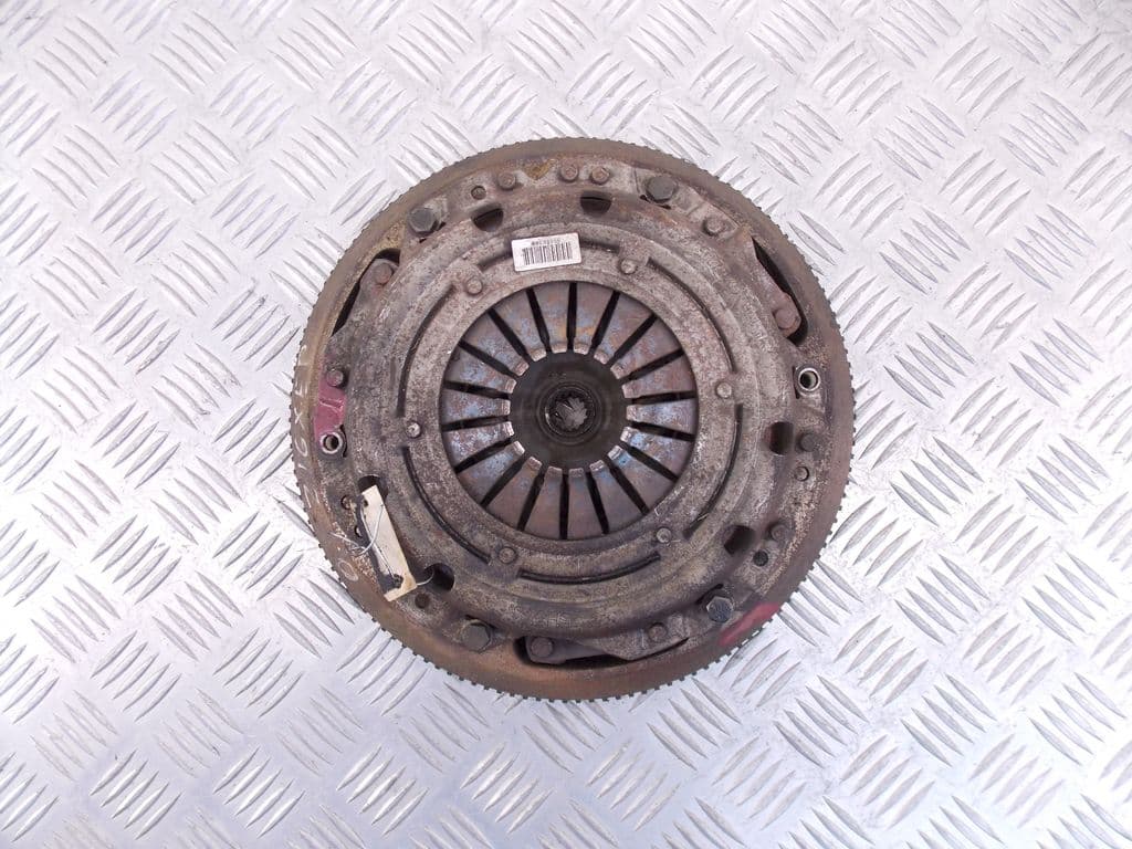 Маховик к Opel Zafira B (05-10)