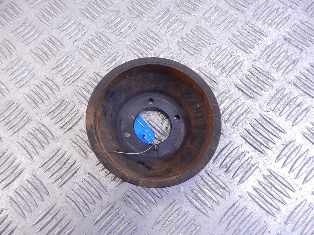 Шкив помпы к BMW 5 E60/E61 (02-07)