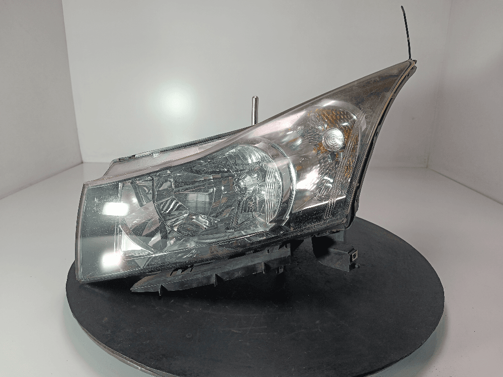 Фара левая к Chevrolet Cruze J300 (09-12)