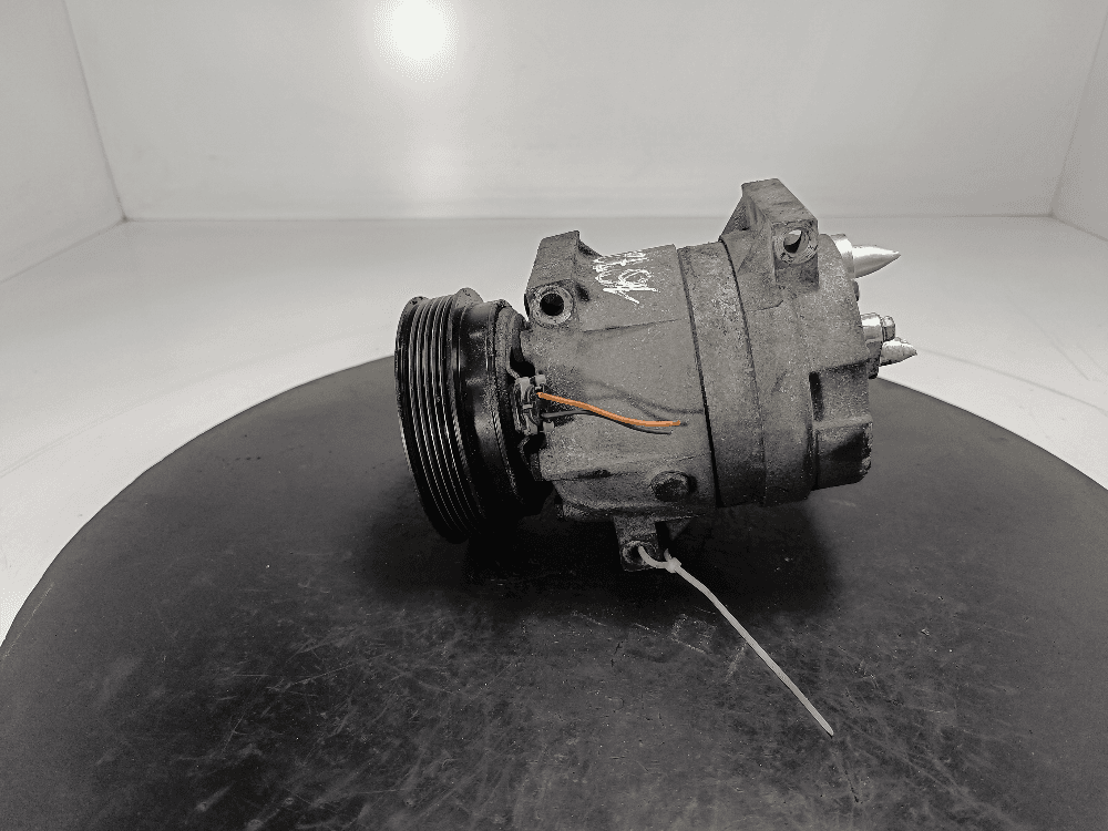 Компрессор кондиционера к Renault Megane 1 Рестайлинг (99-03)