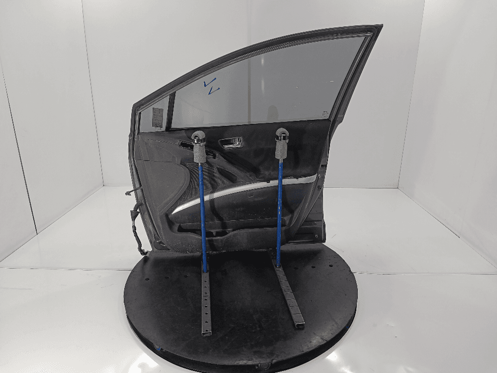 Дверь передняя правая к Toyota Corolla Verso 2 (04-07)