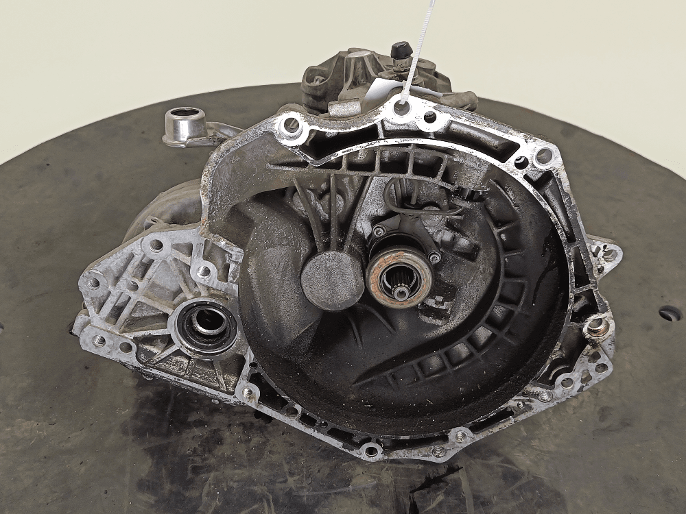 КПП механическая (МКПП) к Opel Corsa D (06-11)
