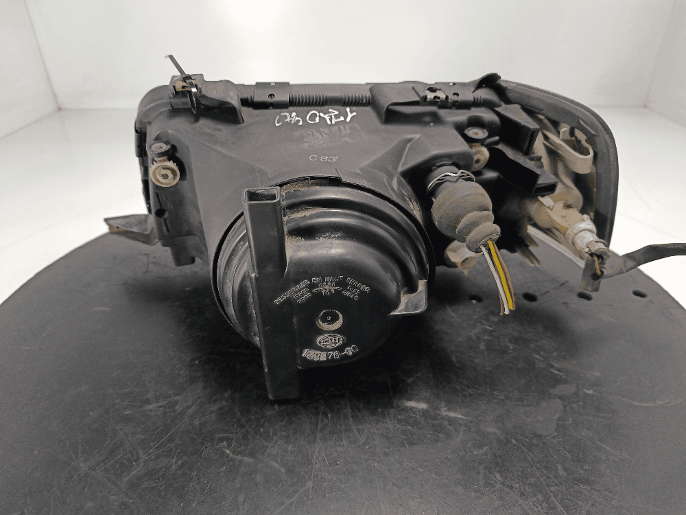 Фара правая к Audi 80 B4 (91-96)