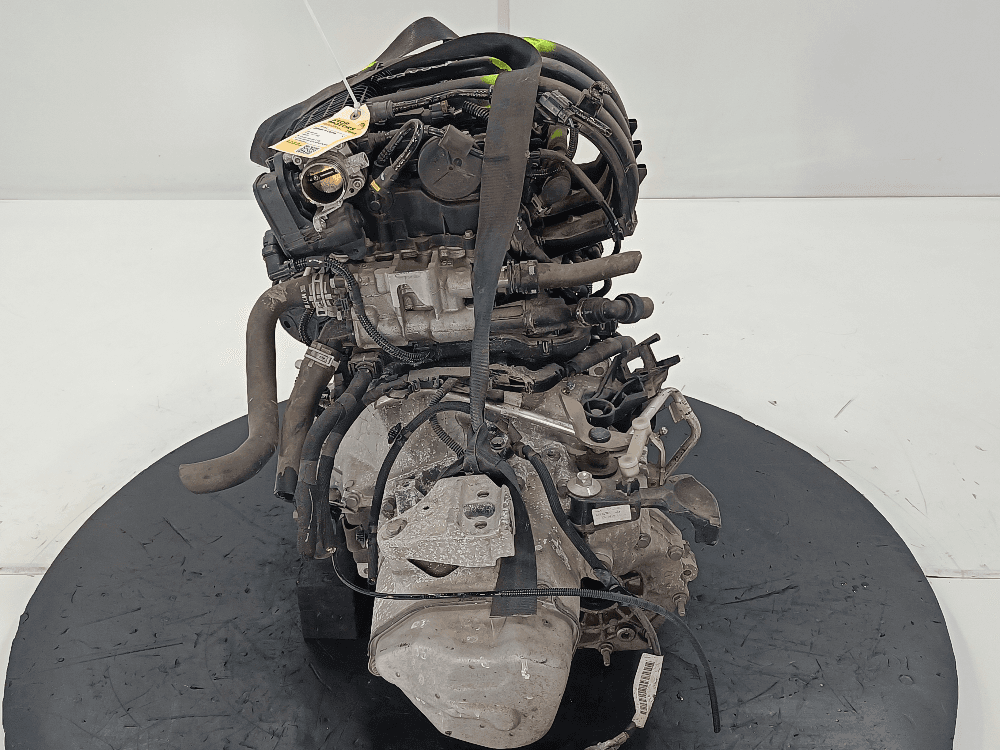 Двигатель к Peugeot 208 1 (12-15)