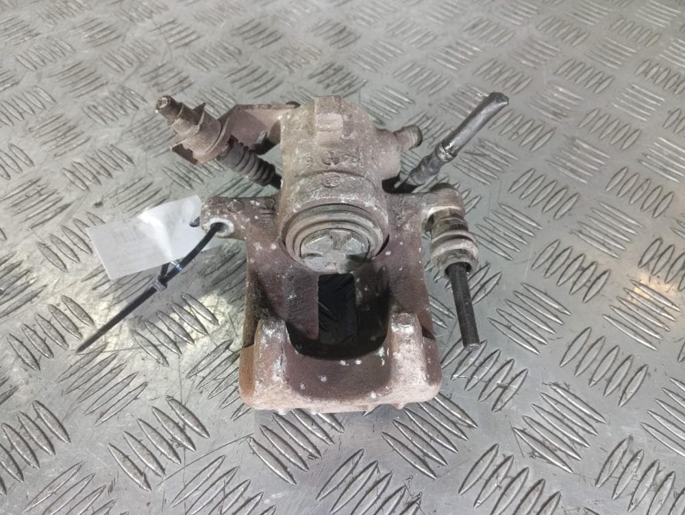 Суппорт задний левый к Volkswagen Golf 4 (97-06)