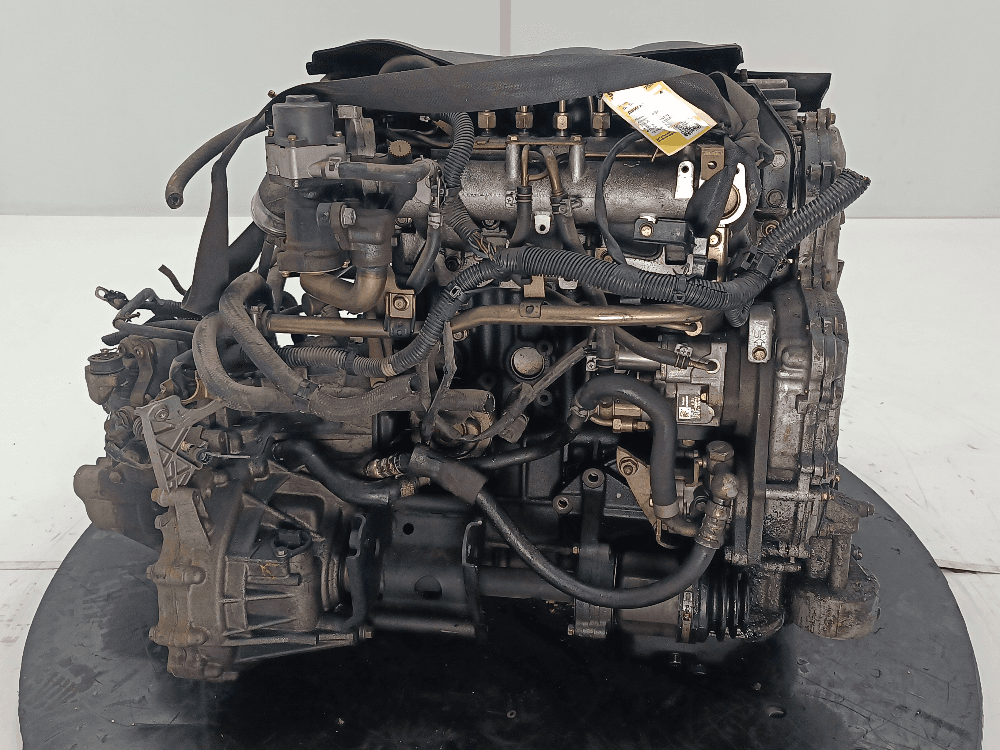 Двигатель к Nissan Almera Tino (00-06)