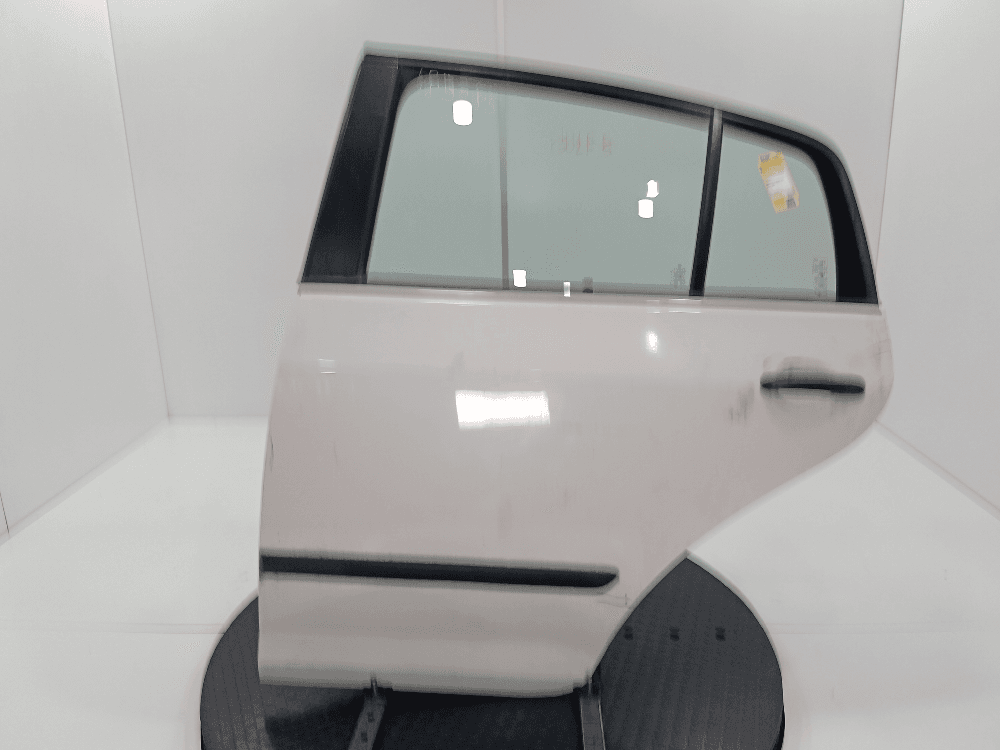 Дверь задняя левая к Volkswagen Golf Plus (05-09)