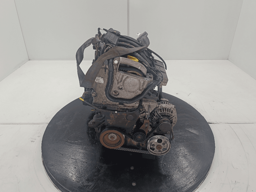 Двигатель к Renault Clio 2 Рестайлинг (01-03)