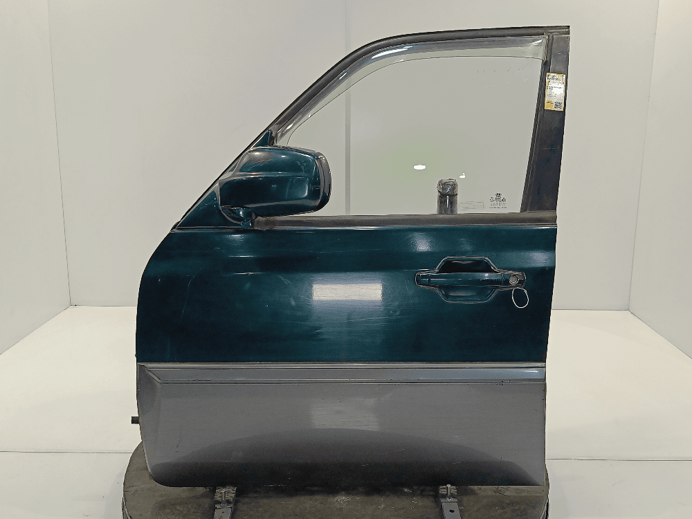 Дверь передняя левая к Hyundai Terracan (01-04)
