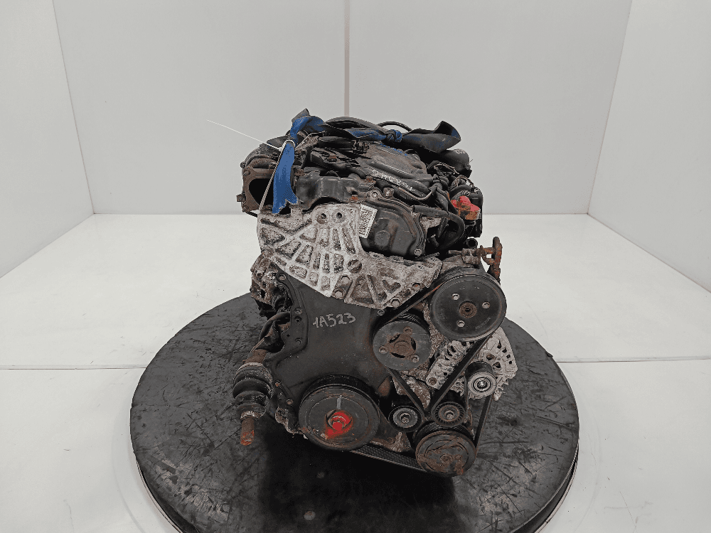 Двигатель к Opel Vivaro A (01-14)