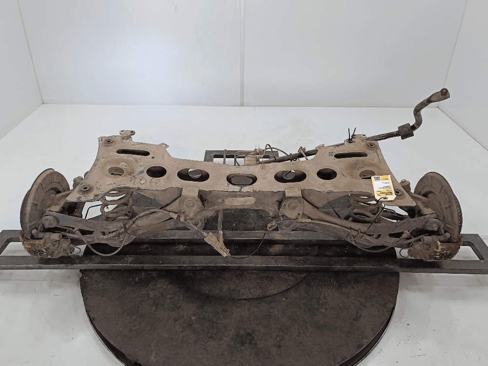 Балка подвески задняя к Peugeot 406 (95-99)