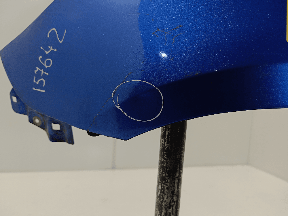 Крыло переднее левое к Mazda 3 BK (03-06)