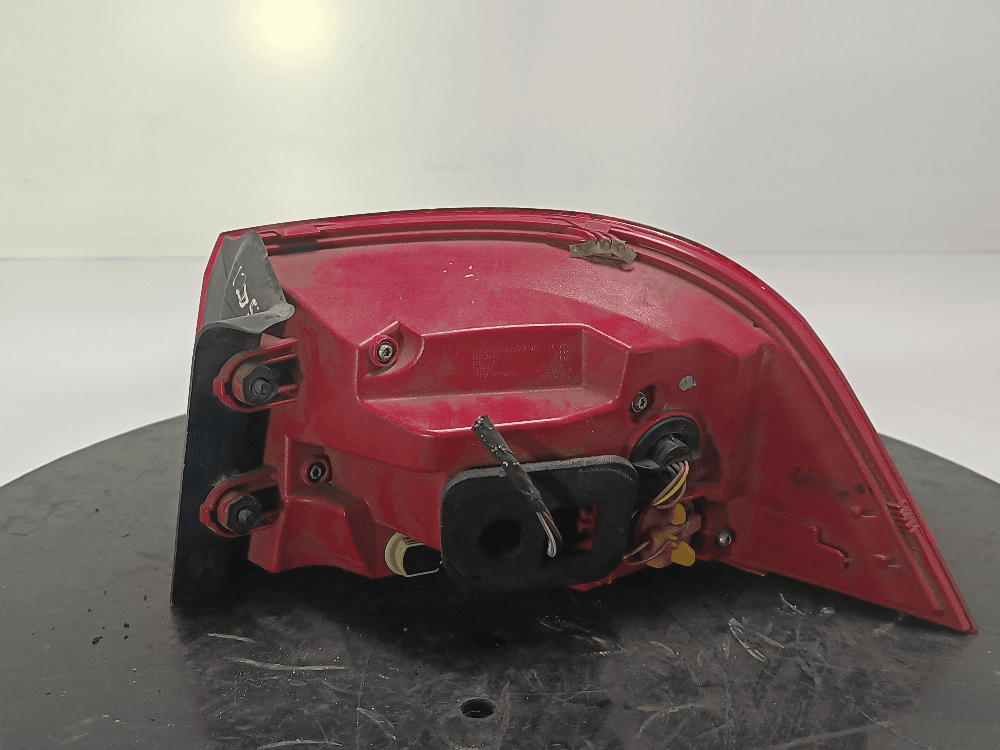 Фонарь задний левый к Volkswagen Passat B7 (10-15)