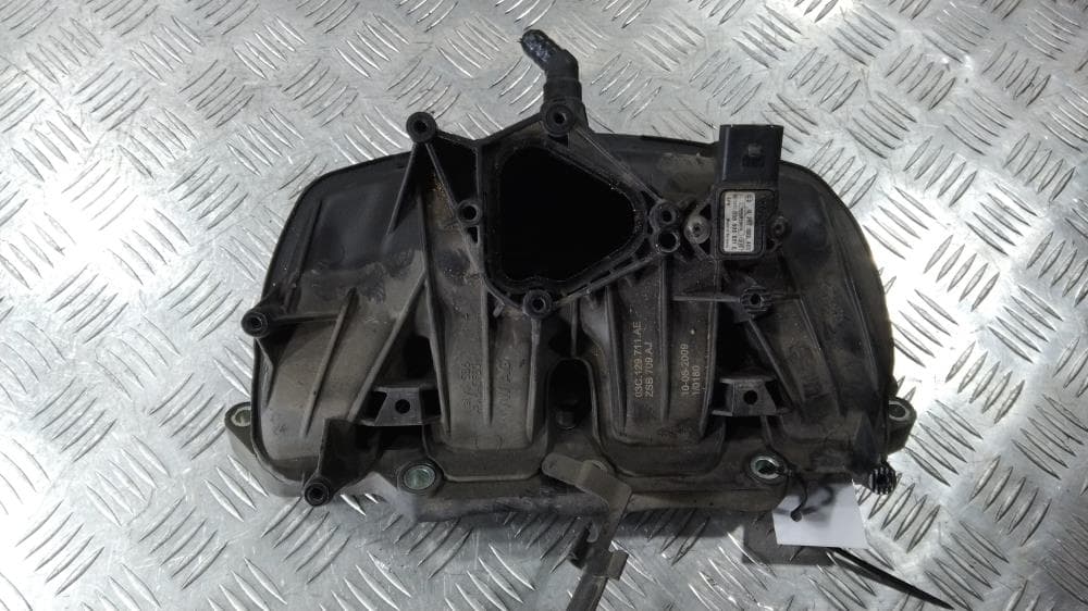 Коллектор впускной к Volkswagen Golf 6 (08-15)