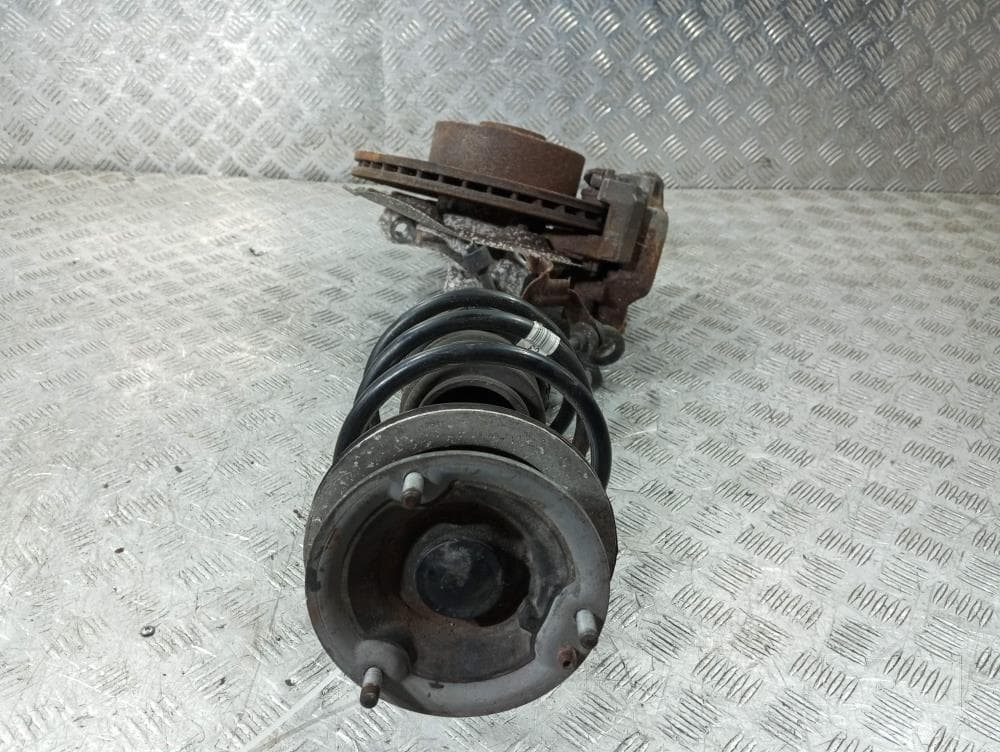 Стойка передняя левая к BMW 1 E81/E82/E87/E88 (04-07)