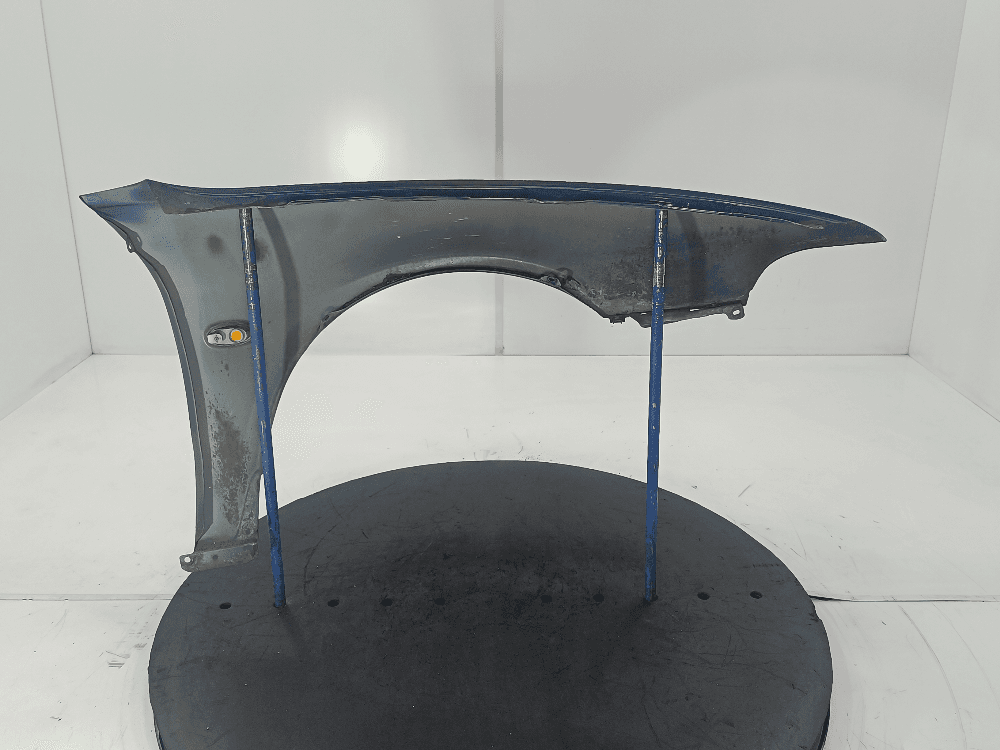 Крыло переднее левое к Mitsubishi Galant 8 (96-00)