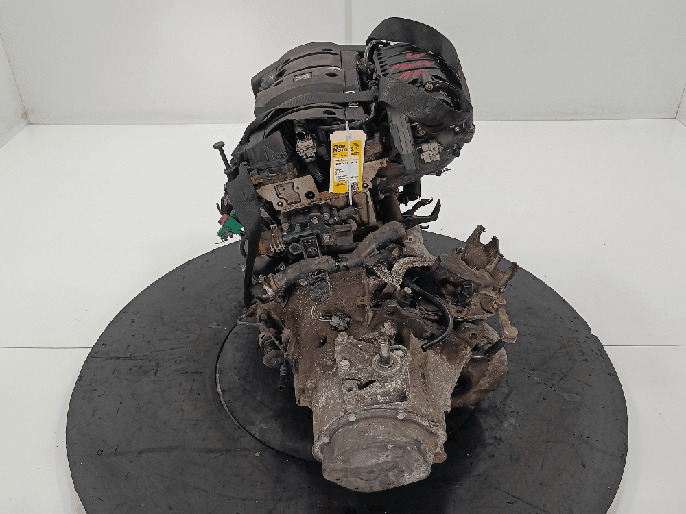 Двигатель к Peugeot 307 (01-05)