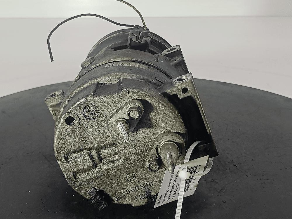 Компрессор кондиционера к Renault Megane 1 Рестайлинг (99-03)