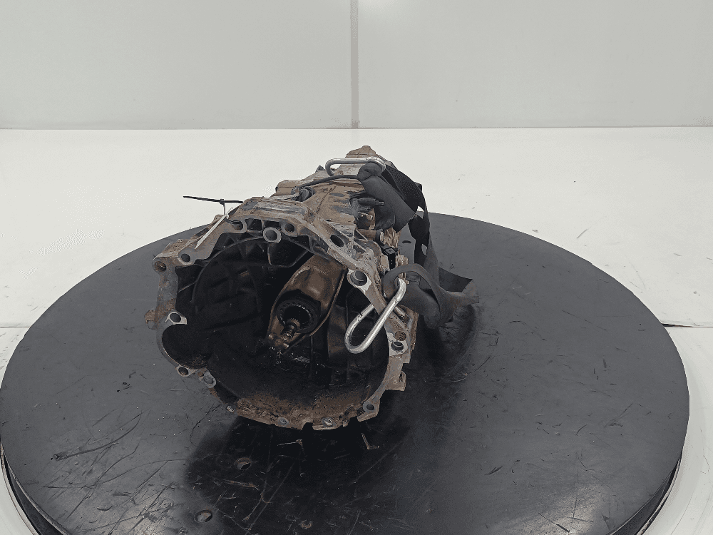 КПП механическая (МКПП) к Audi A4 B6 (01-05)