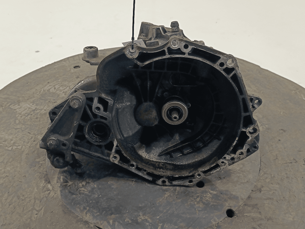 КПП механическая (МКПП) к Opel Corsa D (06-11)