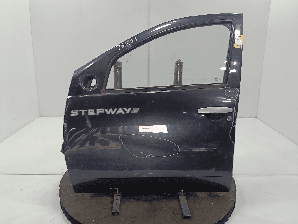 Дверь передняя левая к Renault Sandero Stepway 1 (09-14)
