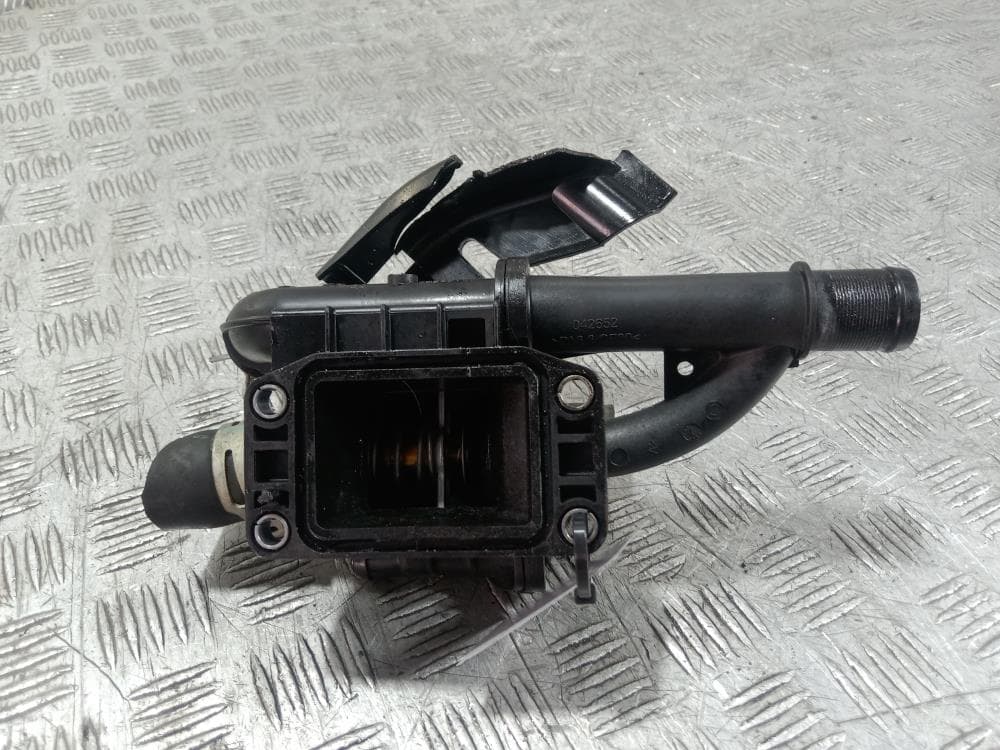 Корпус термостата к Citroen C5 1 Рестайлинг (04-08)