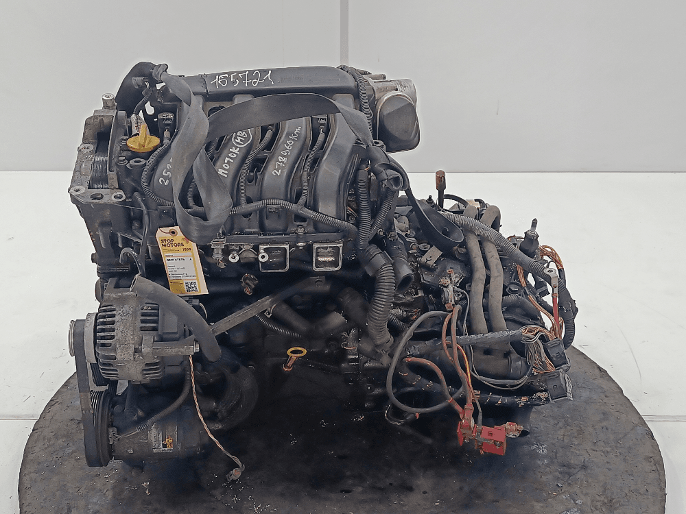 Двигатель к Renault Scenic 2 (03-06)