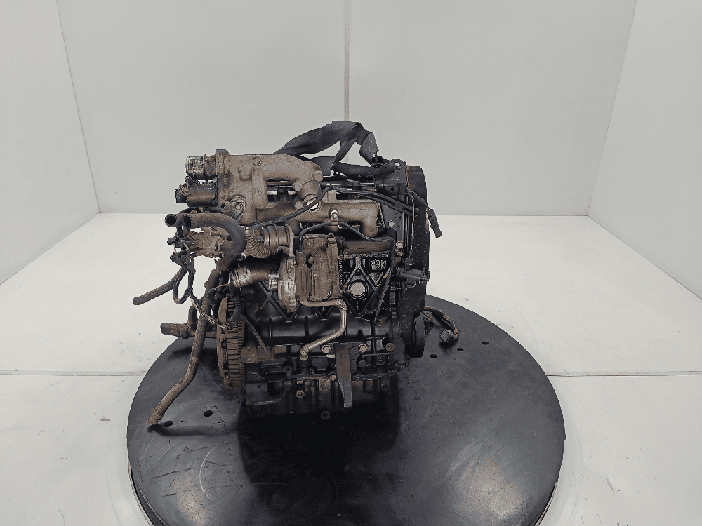 Двигатель к Renault Laguna 2 (01-05)
