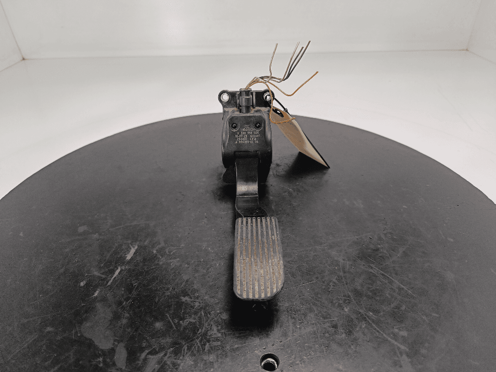 Педаль газа к Mercedes Sprinter W906 (06-14)