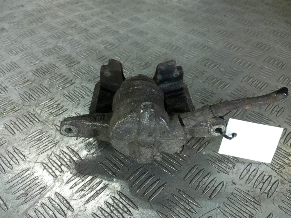 Суппорт задний левый к Fiat Ducato 2 (94-06)