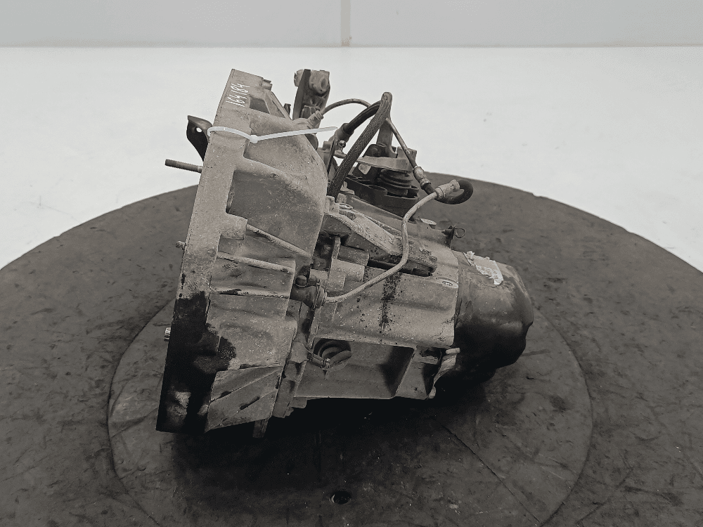 КПП механическая (МКПП) к Renault Logan 1 (04-09)