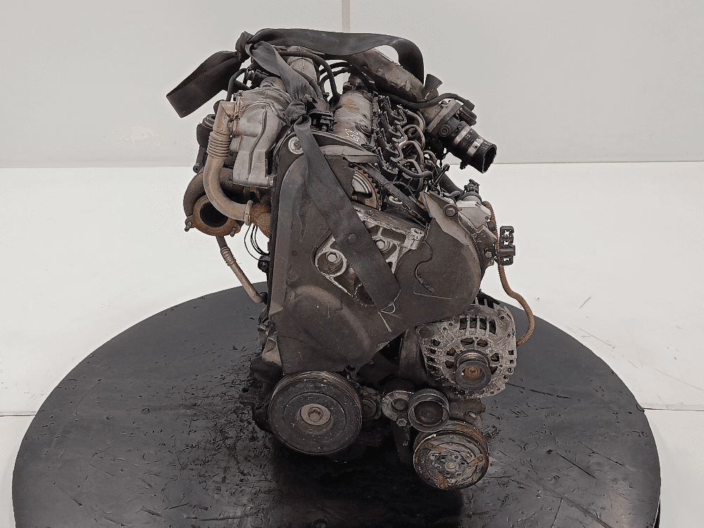 Двигатель к Renault Scenic 2 (03-06)