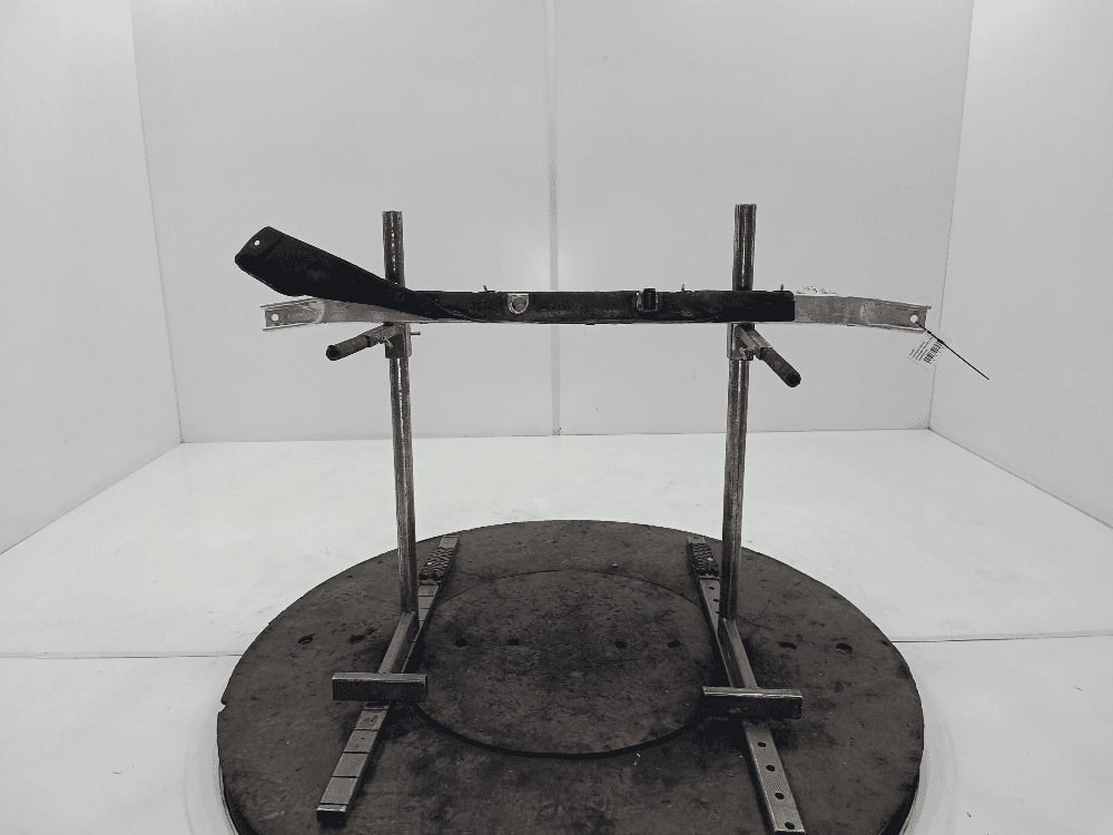 Распорная планка к Volkswagen Touareg 3 (18-24)