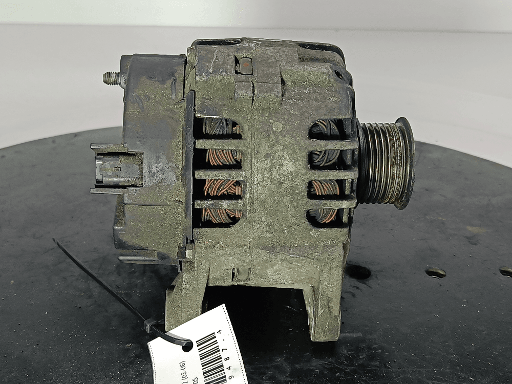 Генератор к Renault Scenic 2 (03-06)