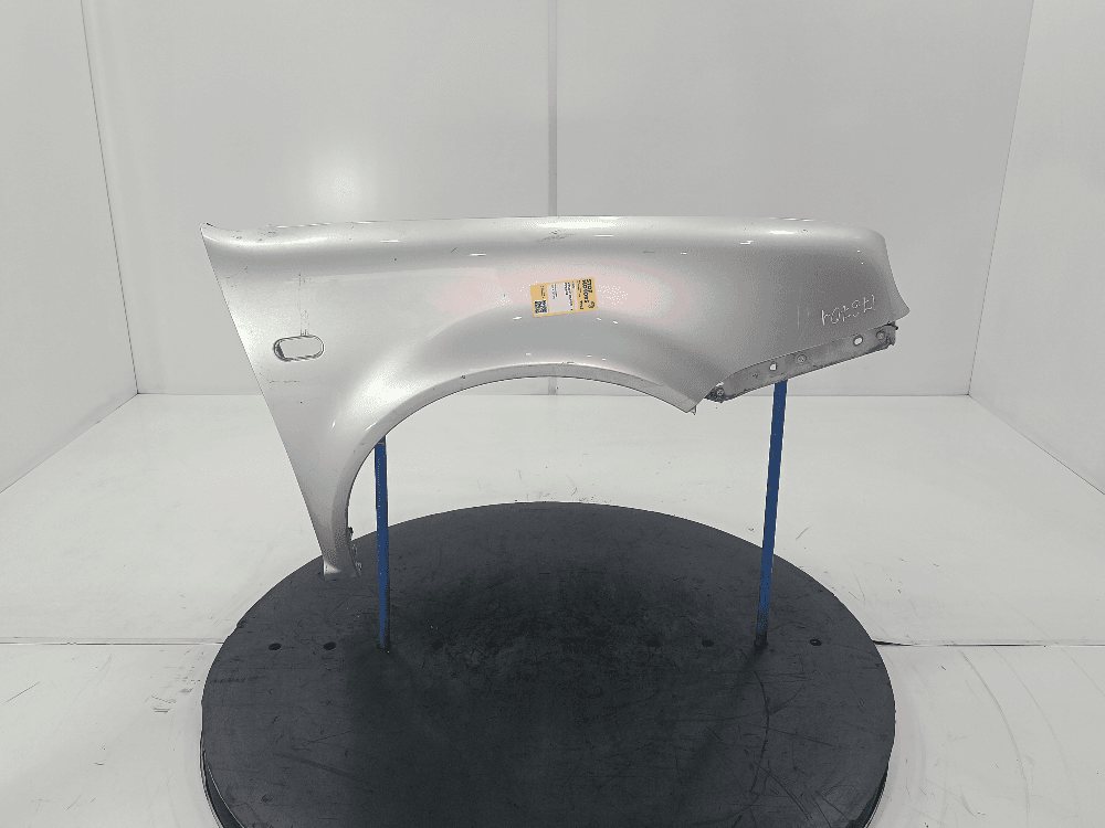 Крыло переднее правое к Volkswagen Golf 4 (97-06)