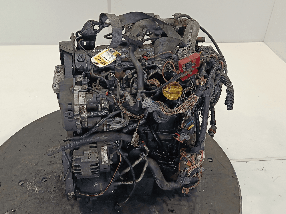 Двигатель к Renault Scenic 2 (03-06)
