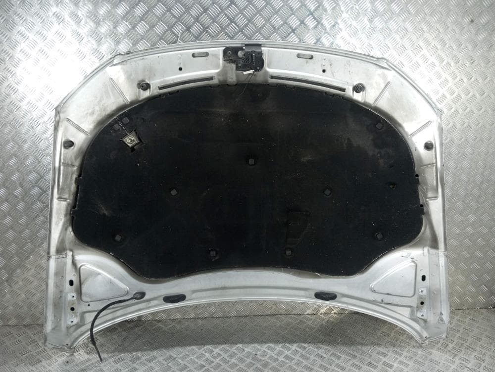 Капот к Volkswagen Passat B6 (05-10)