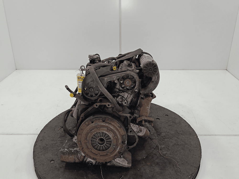 Двигатель к Volvo 940 (90-98)