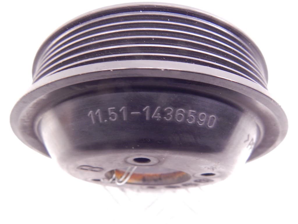 Шкив помпы к BMW 5 E60/E61 (02-07)