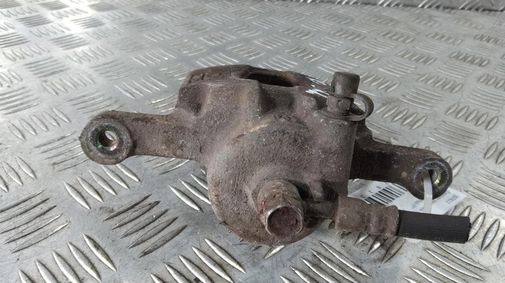 Суппорт передний правый к Daewoo Magnus (99-05)