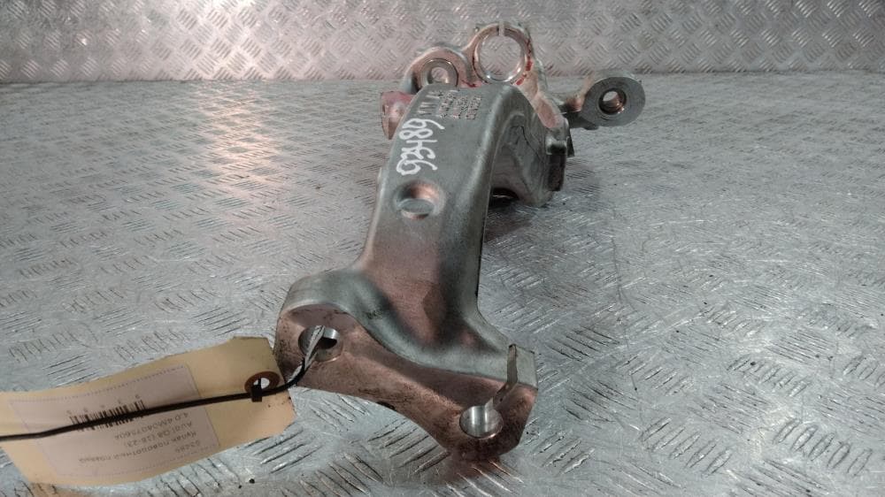 Кулак поворотный правый к Audi RS Q8 (2019-2023)