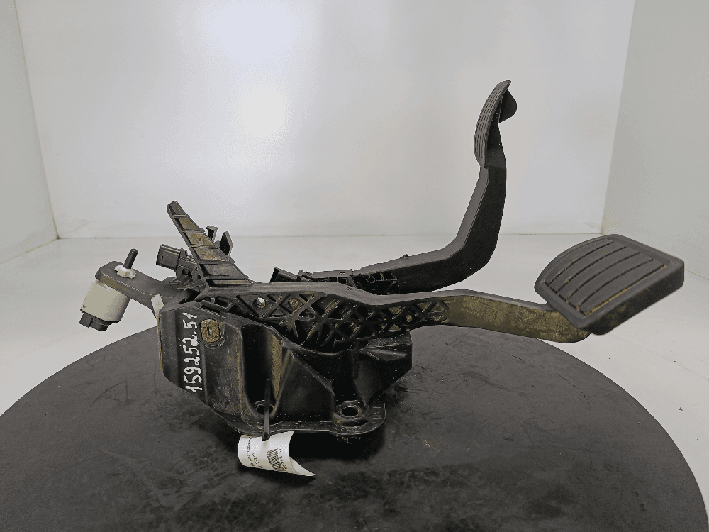 Узел педальный (блок педалей) к Peugeot 2008 2 (19-24)