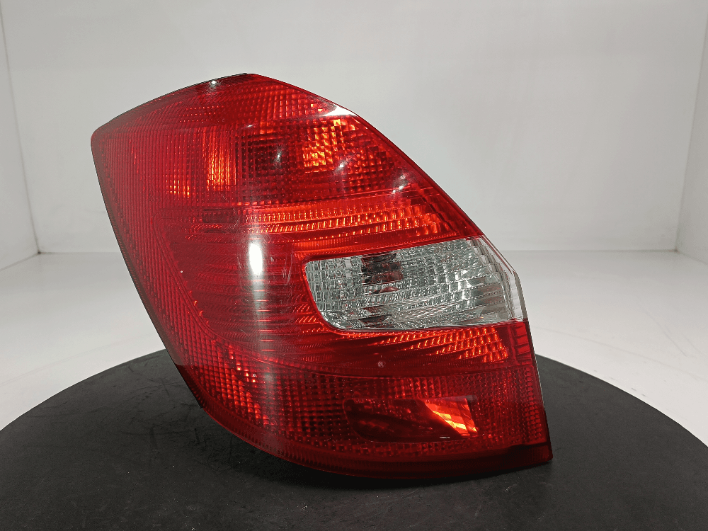 Фонарь задний левый к Skoda Fabia 2 (07-10)